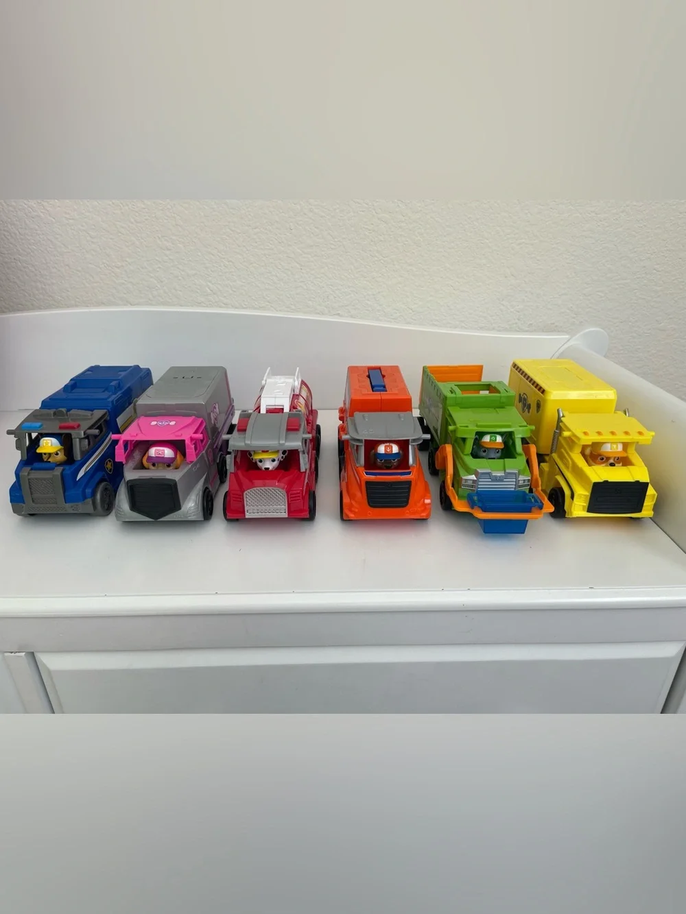 Paw Patrol Big Truck Pups Set Including Complete Zuma and Skye HTF